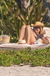 Kyle Richards With Faye Resnick in Puerto Vallarta 12/21/2023