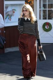 Laura Dern - Christmas Shopping at Brentwood Country Mart 12/22/2023