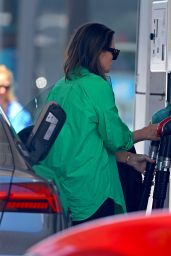 Lisa Wilkinson Running Errands on Christmas Day in Sydney 12/25/2023