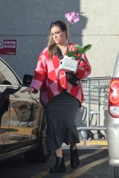 Mia Swier - Shopping for Plants in Los Feliz 12/27/2023
