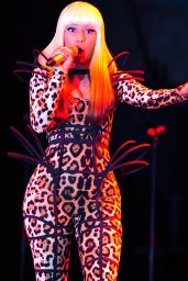 Nicki Minaj - Performs at the Paradise Theater in NYC 12/25/2010