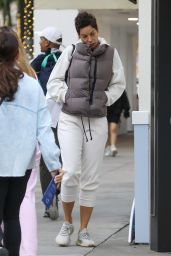 Nicole Murphy Christmas Shopping on Rodeo Drive in Beverly Hills 12/21/2023