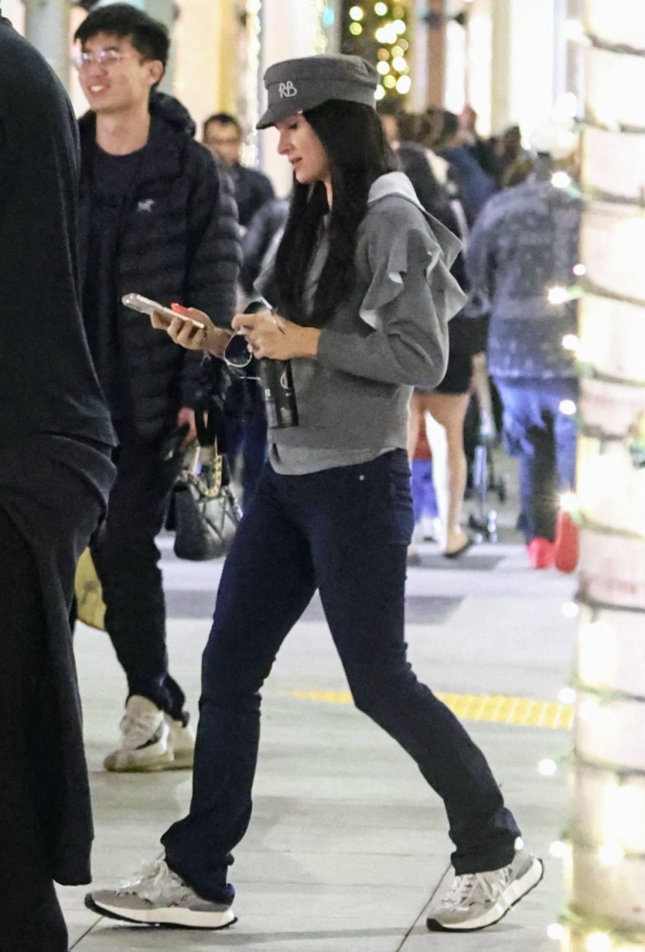 Paris Hilton in Long Black Wig and Casual Attire Shopping on Rodeo ...