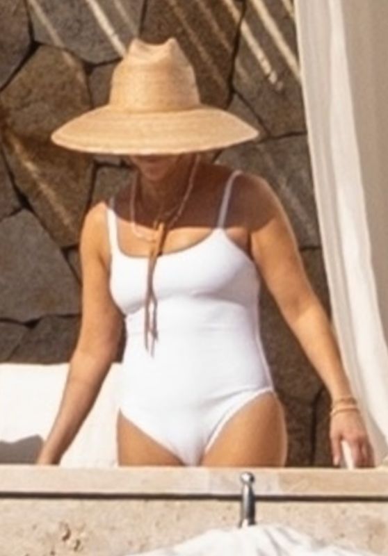 Reese Witherspoon in a Swimsuit in Cabo San Lucas 12/26/2023