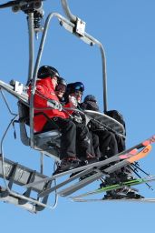 Salma Hayek - Skiing in Aspen 12/27/2023