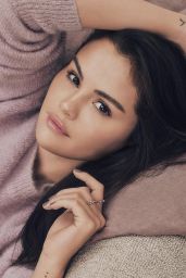 Selena Gomez - Rare Beauty "Find Comfort Body Collection" December 2023 ...