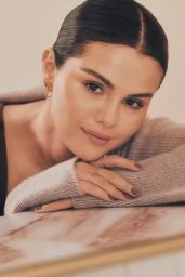 Selena Gomez - Rare Beauty "Find Comfort Body Collection" December 2023