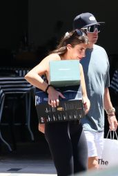 Shanel Naoum - Christmas Shopping in Brisbane 12/17/2023