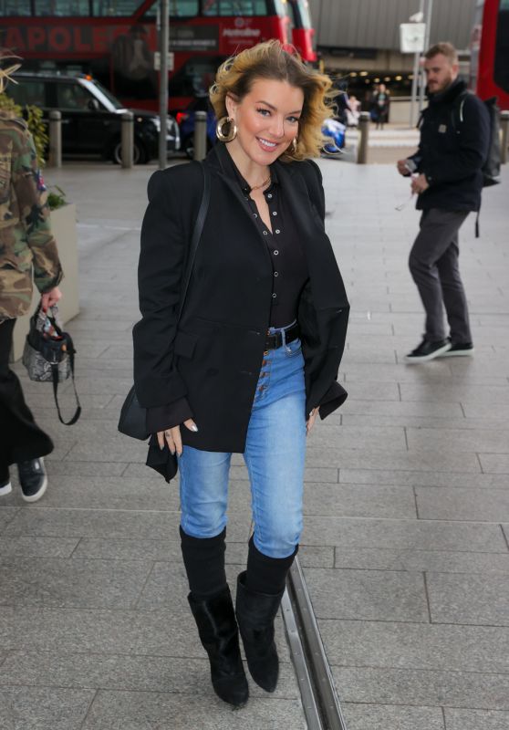 Sheridan Smith - Out in London 12/18/2023