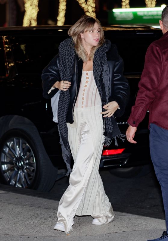 Suki Waterhouse - Arrives at the After Party for "Poor Things" in New York 12/06/2023