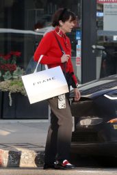 Zooey Deschanel - Shopping at Frame in the Pacific Palisades 12/29/2023