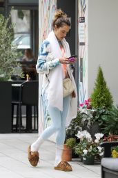 Alessandra Ambrosio Leaves the Gym in Brentwood 01/17/2024