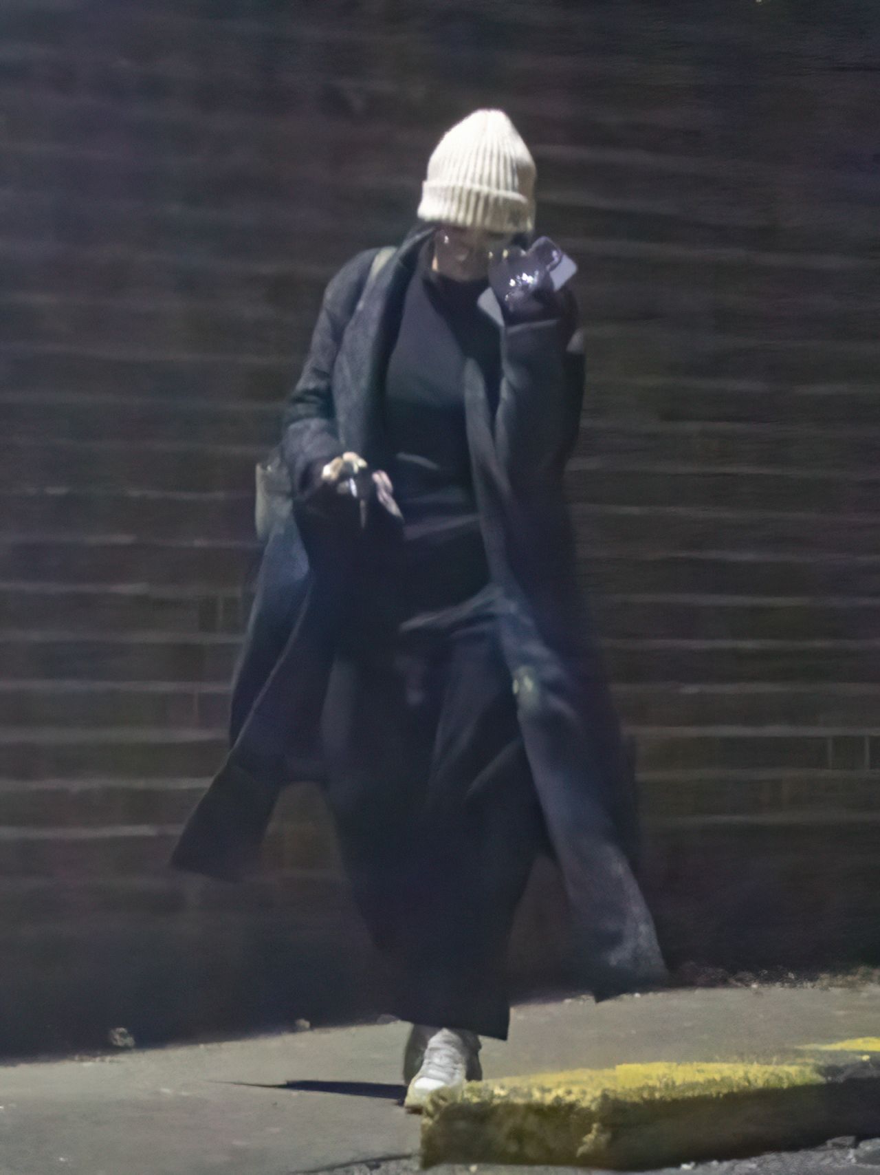 Amanda Abbington - Out in North London 01/10/2024 • CelebMafia