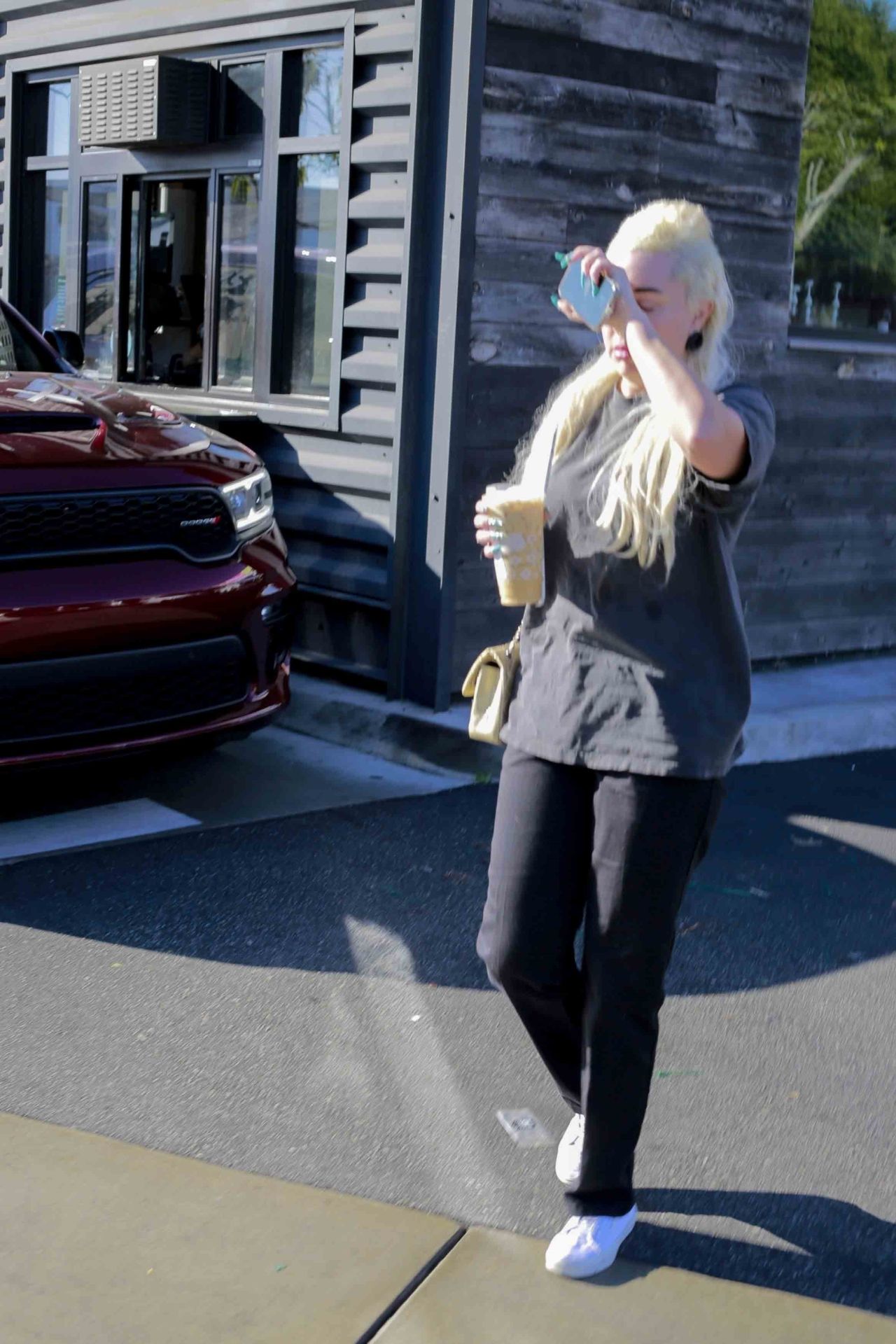 Amanda Bynes Sipping Her Starbucks Coffee in West Hollywood 01/10/2024 ...