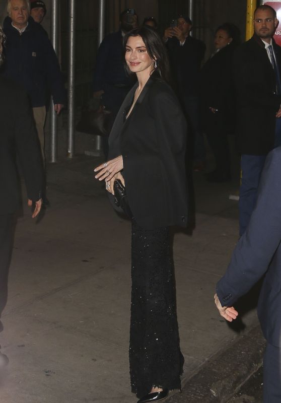 Anne Hathaway at National Board Of Review 2024 Awards Gala in New York 01/11/2024