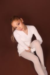 Ariana Grande - REM Beauty Photo Shoot January 2024