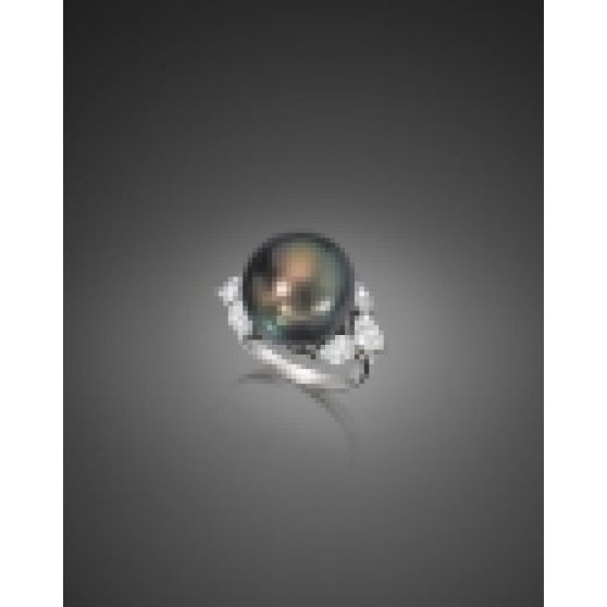 Assael Tahitian Pearl and Pear-Shaped Diamond Ring