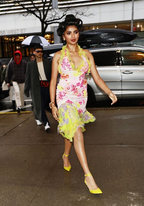Avantika Vandanapu Wears a Bright Floral Dress - Arriving at "The Drew Barrymore Show" in New York 01/09/2024
