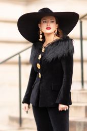 Bella Thorne - Schiaparelli Fashion Show in Paris 01/22/2024