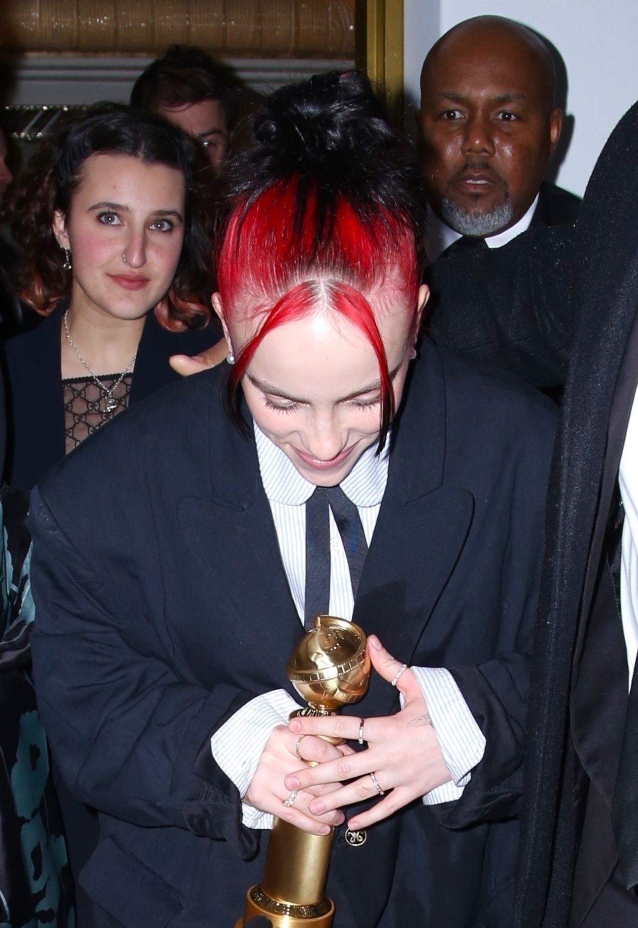 billie-eilish-at-golden-globes-after-party-at-chateau-marmont-01-07-2024-1.jpg