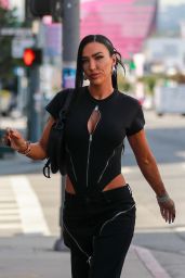 Breana Tiesi Shopping Along Melrose Avenue in West Hollywood 01/30/2024