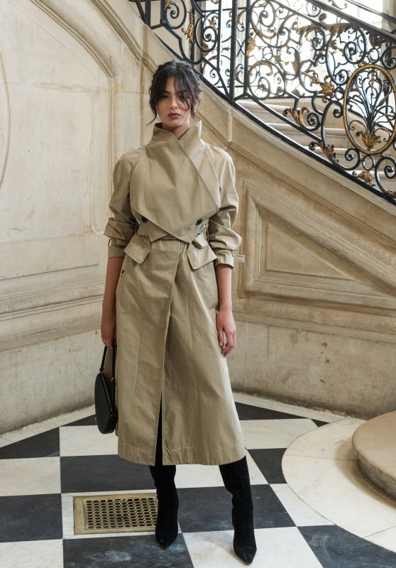 Deva Cassel – Christian Dior Haute Couture Show at Paris Fashion Week 01/22/2024 (more photos)