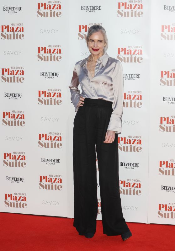 Elizabeth McGovern - "Plaza Suite" Play Gala Performance in London 01/28/2024