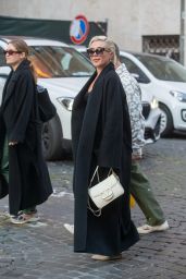 Florence Pugh - Out in Rome 01/25/2024