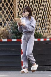 Hilaria Baldwin - Out in New York City 01/02/2023