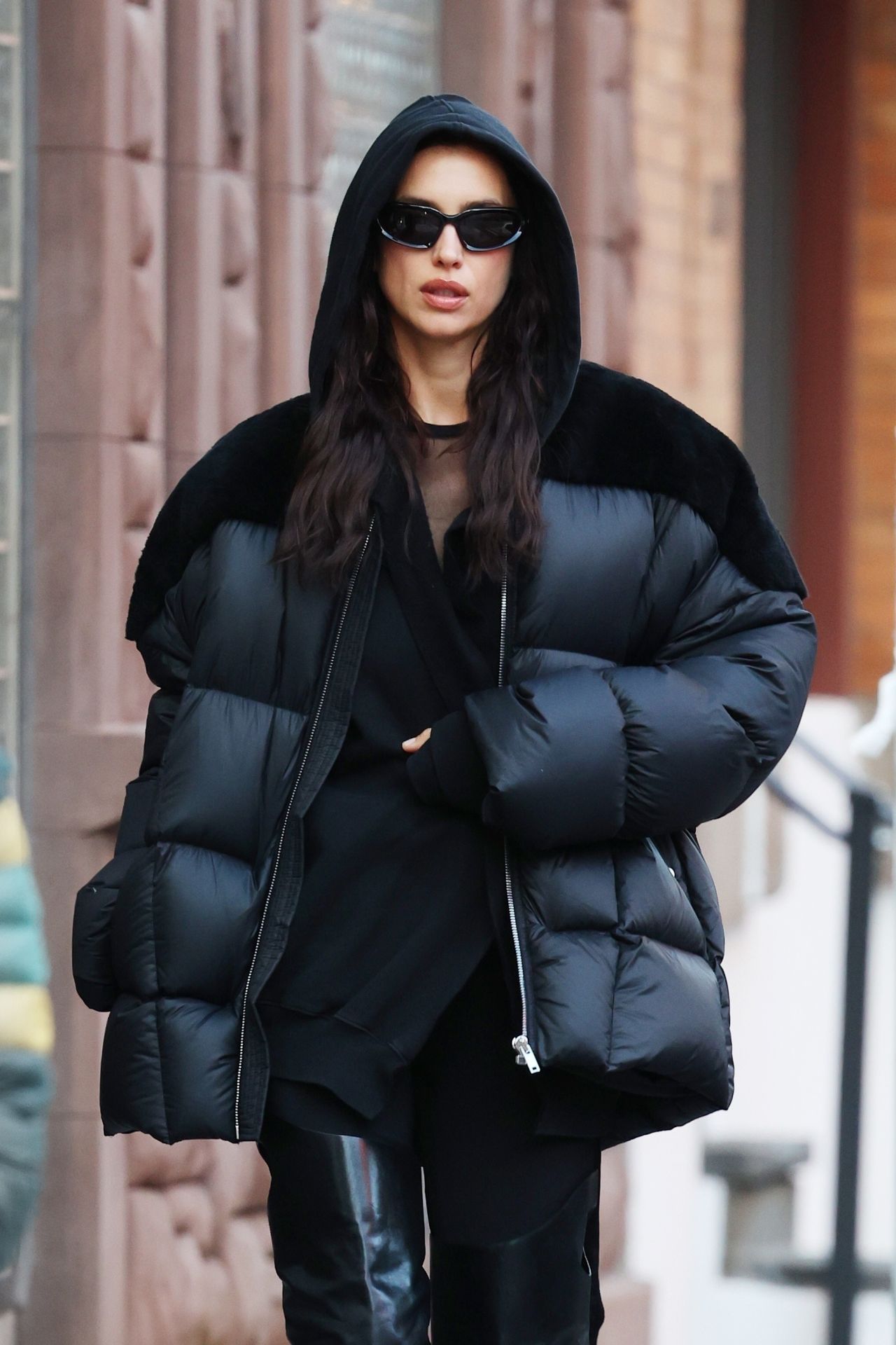 Irina Shayk Winter Street Style - West Village 01/08/2023 • CelebMafia