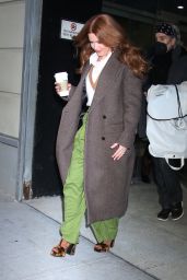 Isla Fisher Outside "The Drew Barrymore Show" in New York 01/17/2024