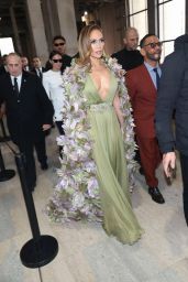 Jennifer Lopez at Elie Saab Show in Paris 01/24/2024