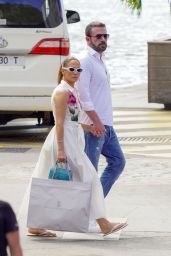 Jennifer Lopez Shopping in St Bart’s 12/29/2023