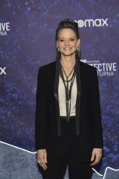 Jodie Foster - "True Detective: Night Country" Blue Carpet in Mexico City 01/11/2024
