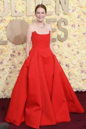 Julianne Moore at Golden Globe Awards 2024