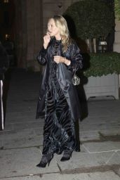Kate Moss Leaving Her Hotel in Paris 01/19/2024