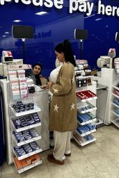 Katie Price Shopping at Boots in London 01/08/2024