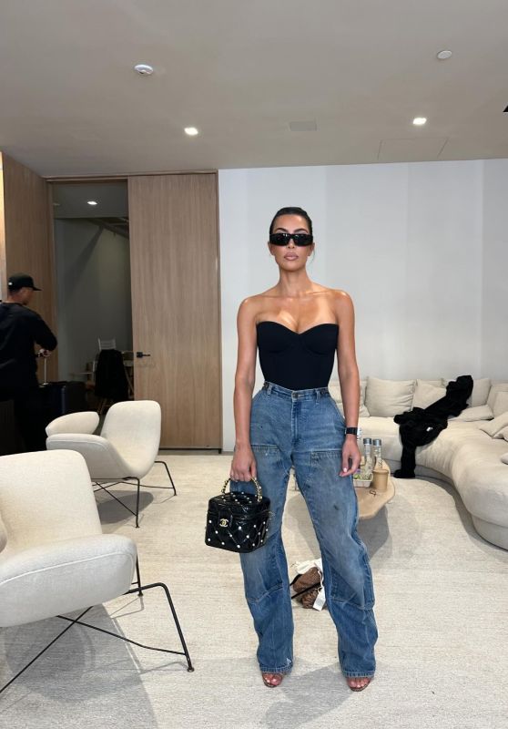 Kim Kardashian Outfit 01/17/2024 (II)