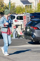Kristen Stewart and Dylan Meyer Out in Los Feliz 01/08/2024