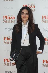 Leila Farzad – “Plaza Suite” Play Gala Performance in London 01/28/2024