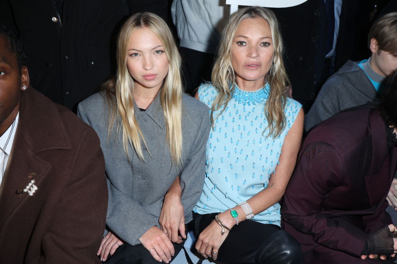 Lila Moss and Kate Moss - Dior Fashion Show in Paris 01/19/2024 ...