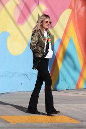 Malin Akerman Street Style - Los Angeles 01/12/2024