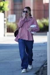 Margot Robbie Out in Los Angeles 01/08/2024