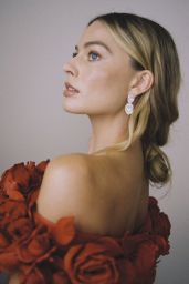 Margot Robbie – The Critics Choice Awards Photo Shoot January 2024 (more photos)
