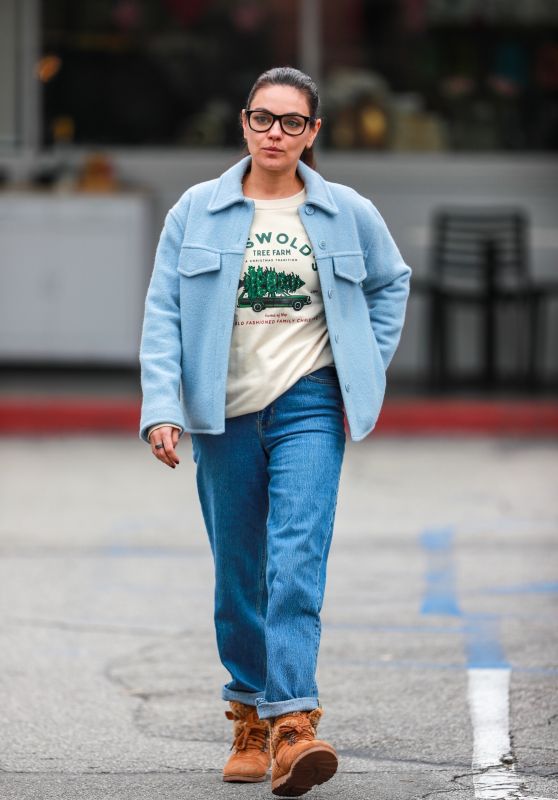 Mila Kunis Leaving the Beverly Glen Deli in Bel Air 01/17/2024
