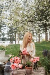 Pamela Anderson - Pamela’s Garden of Eden Promos