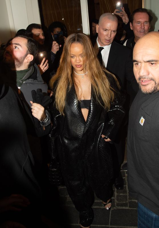 Rihanna - Leaving the Siena Restaurant in Paris 01/22/2024