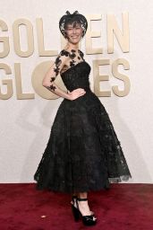 Rosamund Pike at Golden Globe Awards 2024