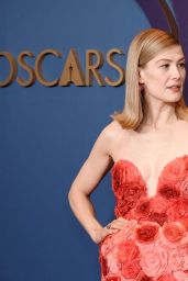 Rosamund Pike – Governors Awards in Los Angeles 01/09/2024