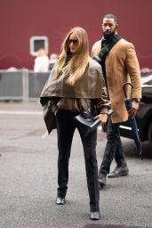 Rosie Huntington-Whiteley - Arrives at the Costes Restaurant in Paris 01/25/2024